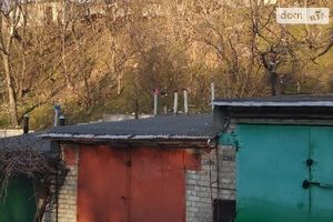 Продается отдельно стоящий гараж под легковое авто на 1 кв. м