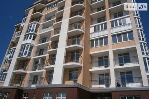 Продается 1-комнатная квартира 35 кв. м в Киеве