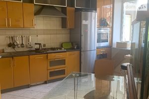 Сдается в аренду 3-комнатная квартира 100 кв. м в Тернополе