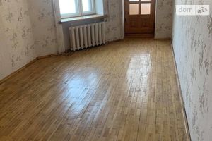 Продается 2-комнатная квартира 63 кв. м в Житомире