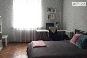 Продается 3-комнатная квартира 72.7 кв. м в Днепре
