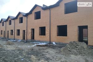 Продається будинок 2 поверховий 90 кв. м з мансардою