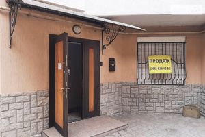 Продается помещения свободного назначения 93 кв. м в 7-этажном здании