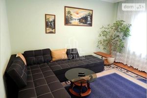 Сдается в аренду 3-комнатная квартира 69 кв. м в Киеве