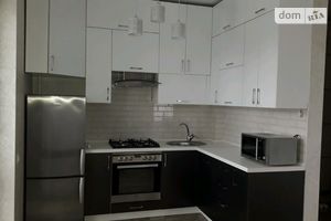 Сдается в аренду 2-комнатная квартира 56 кв. м в Ровно