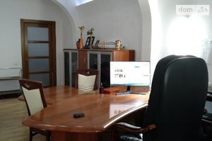 Продается 2-комнатная квартира 77 кв. м в Киеве