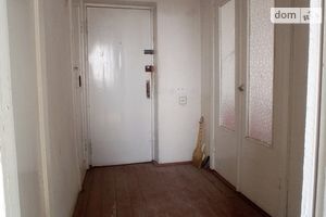 Продається 1-кімнатна квартира 35 кв. м у Черняхову