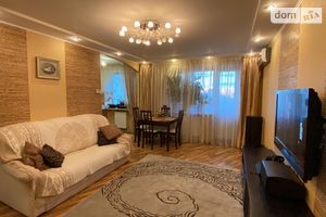 Продается 3-комнатная квартира 63.65 кв. м в Житомире
