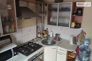 Продается 3-комнатная квартира 69 кв. м в Днепре