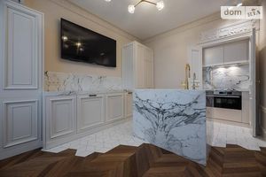 Продается 1-комнатная квартира 50 кв. м в Киеве