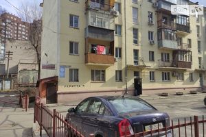 Продається 2-кімнатна квартира 44 кв. м у Дніпрі