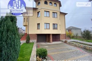 Продается дом на 2 этажа 280 кв. м с беседкой