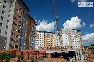 Продається 2-кімнатна квартира 67.7 кв. м у Тернополі