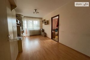 Продається 3-кімнатна квартира 59 кв. м у Козятині