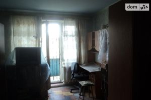 Продается 1-комнатная квартира 33 кв. м в Днепре