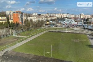 Продается 3-комнатная квартира 103.4 кв. м в Хмельницком