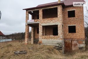 Продается дом на 2 этажа 176 кв. м с участком