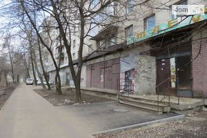 Продается офис 839 кв. м в нежилом помещении в жилом доме