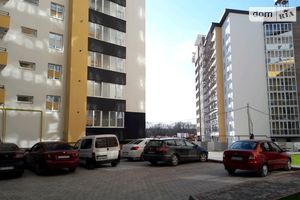 Продається 2-кімнатна квартира 67.7 кв. м у Тернополі