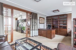 Сдается в аренду 4-комнатная квартира 180 кв. м в Киеве