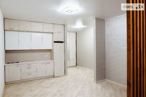 Продається 1-кімнатна квартира 43 кв. м у Рівному