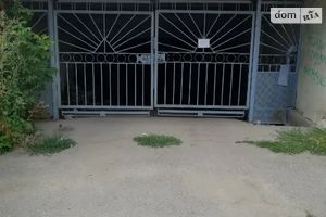 Продается бокс в гаражном комплексе под легковое авто на 18 кв. м