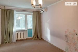 Продается 2-комнатная квартира 46 кв. м в Днепре