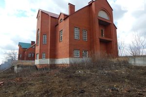 Продается дом на 2 этажа 320 кв. м с мебелью