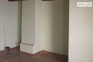 Здається в оренду офіс 8 кв. м в нежитловому приміщені в житловому будинку