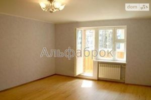Продается 1-комнатная квартира 54 кв. м в Киеве