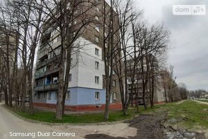 Продається 3-кімнатна квартира 55 кв. м у Дніпрі