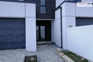 Продается дом на 2 этажа 150 кв. м с садом