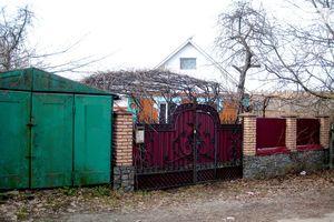 Продається одноповерховий будинок 80 кв. м с басейном