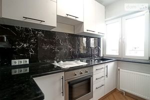 Продається 2-кімнатна квартира 56 кв. м у Вінниці
