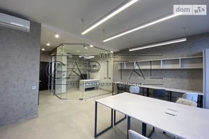 Продається офіс 47 кв. м в бізнес-центрі