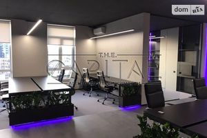 Продається офіс 81 кв. м в бізнес-центрі
