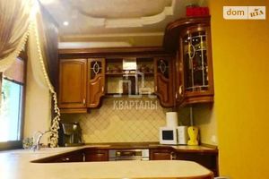 Продается 1-комнатная квартира 43.6 кв. м в Киеве