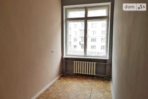 Здається в оренду офіс 11.8 кв. м в адміністративній будівлі