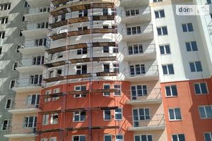 Продається 2-кімнатна квартира 64.33 кв. м у Тернополі