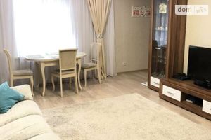 Продается 4-комнатная квартира 80 кв. м в Днепре