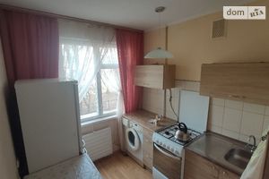 Продається 1-кімнатна квартира 32.7 кв. м у Чернігові