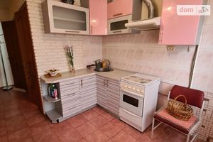 Сдается в аренду 2-комнатная квартира 48 кв. м в Ровно