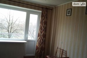 Продается 4-комнатная квартира 80 кв. м в Лисичанске