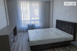 Сдается в аренду 1-комнатная квартира 40 кв. м в Ровно