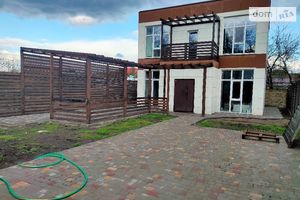 Продається будинок 2 поверховий 150 кв. м з балконом