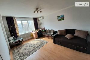 Продается 3-комнатная квартира 65 кв. м в Днепре