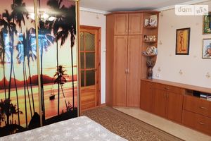 Продается 3-комнатная квартира 72 кв. м в Хмельницком
