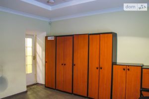 Сдается в аренду помещения свободного назначения 71 кв. м в 4-этажном здании