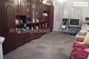 Продается 3-комнатная квартира 69 кв. м в Киеве