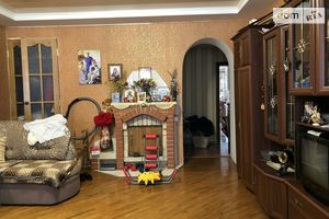 Продається 3-кімнатна квартира 65.4 кв. м у Жмеринці